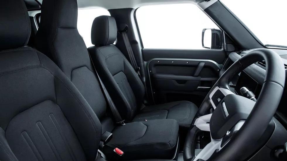 2023款路虎卫士110p400x驾驶感受,2024款路虎卫士110版测评