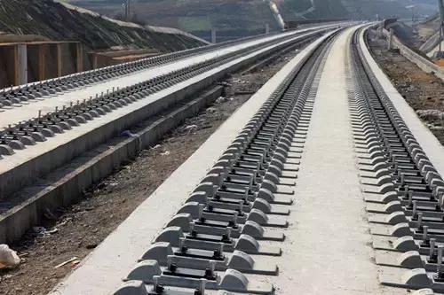 高铁轨道用的什么材料最多,高铁的材料有哪些