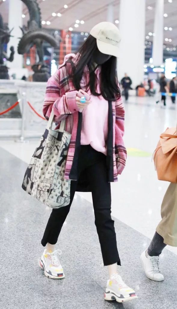 为什么老爹鞋特别重,为什么老爹鞋的跟都这么高