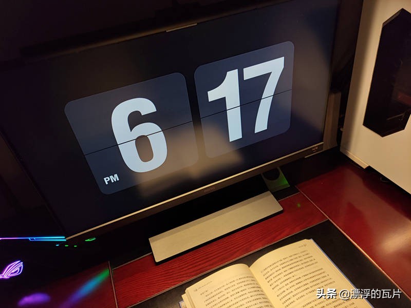 显示器挂灯的正确方法,显示器挂灯白天有用吗