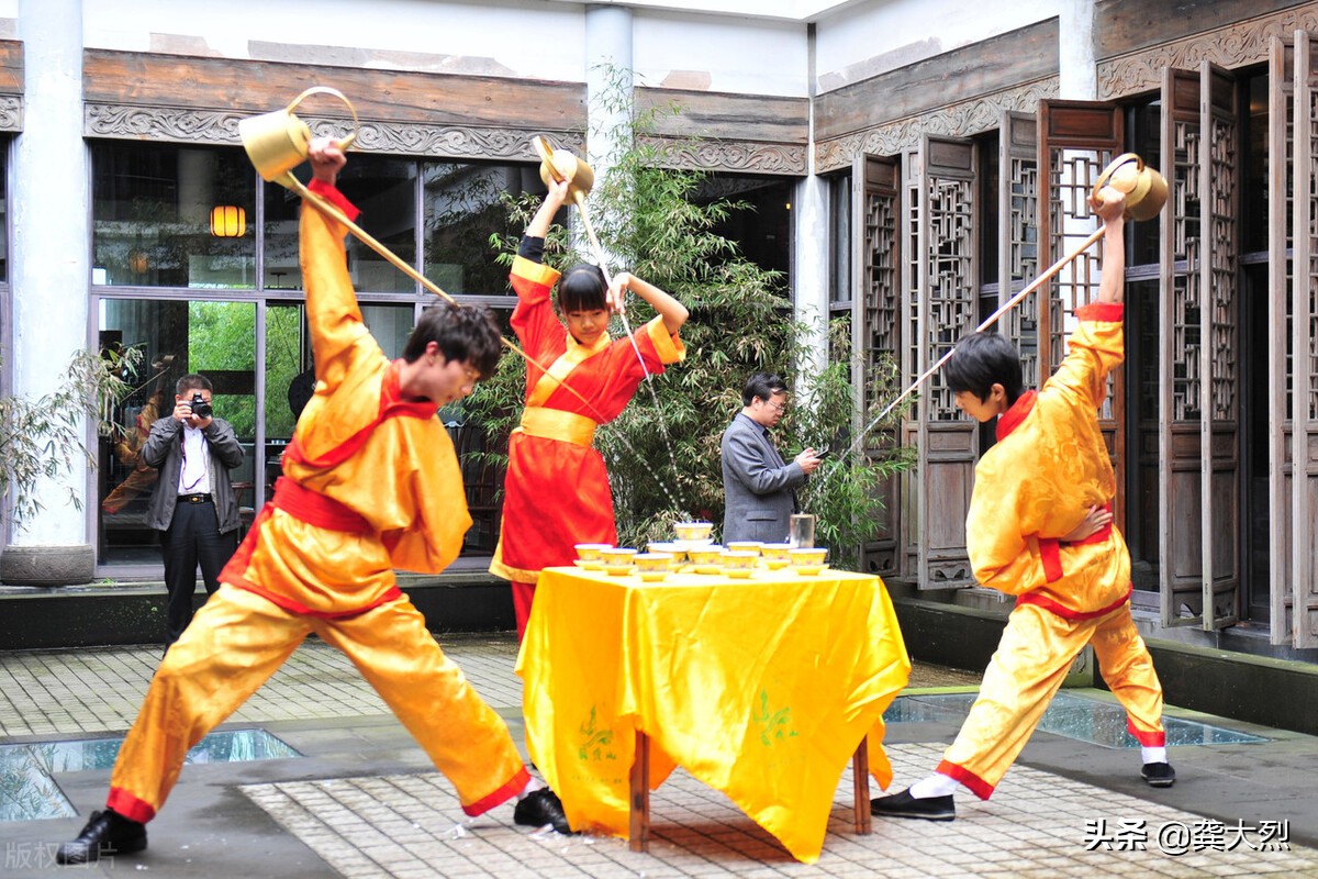 蒙顶山上茶的诗词,蒙顶山上茶什么意思