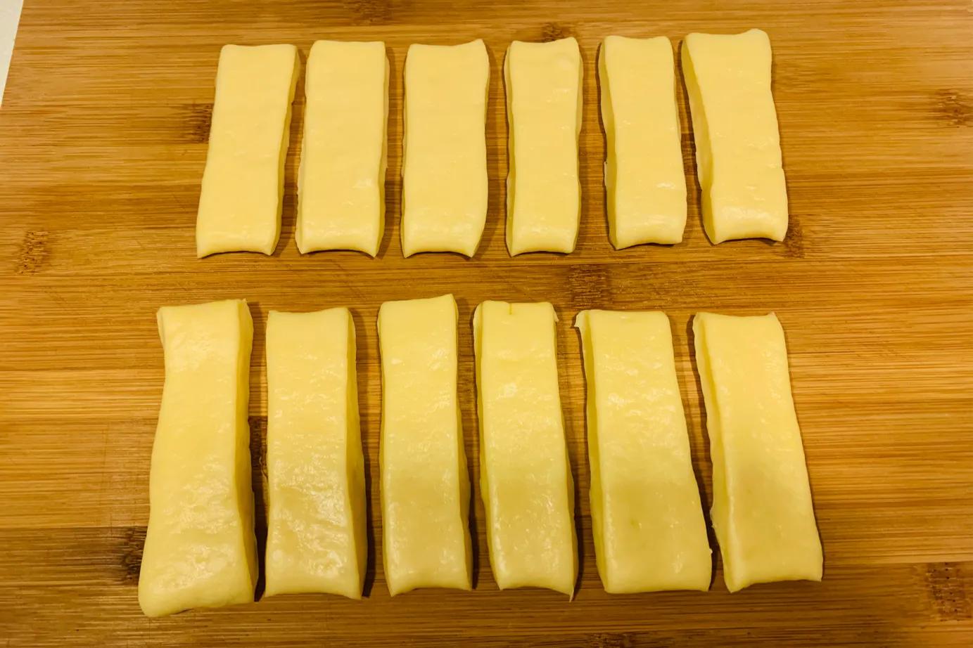 油饼油条怎么做酥脆松软完整教程,发面油条饼怎么做酥脆松软