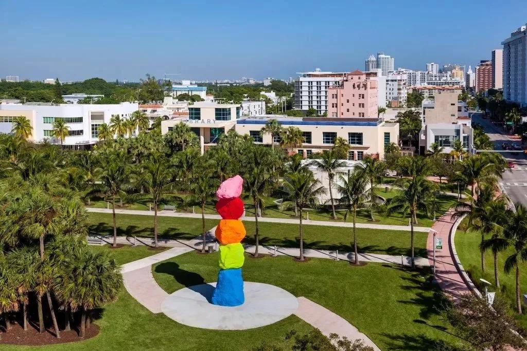 2017年迈阿密艺术博览会作品展示,2019年迈阿密魅力秀