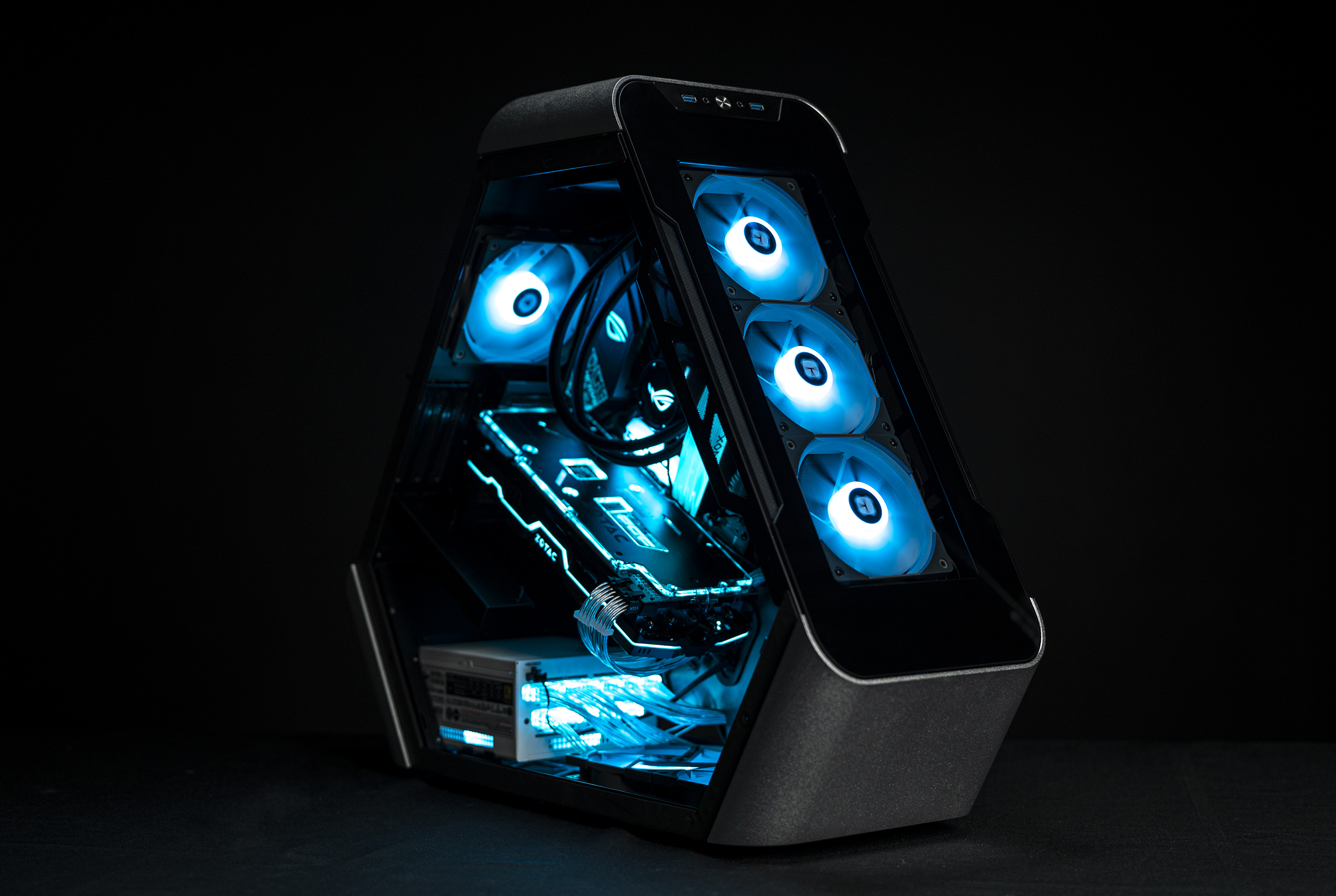 顶级机箱装机,第一次装机推荐机箱