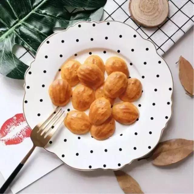 金牌育儿嫂爱做的3种蒸蛋糕,金牌育儿嫂宝宝三个月视频