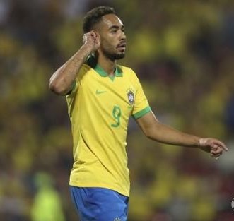 内马尔如何在足坛成就辉煌,内马尔在哪次世界杯崭露头角