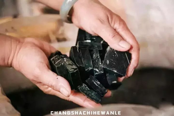 真正正宗的长沙臭豆腐,只香不臭的臭豆腐大家快来尝一尝