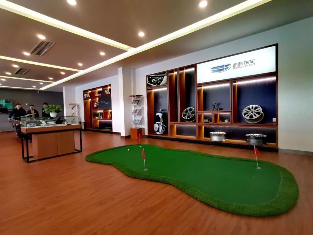 买车也能玩出“新花样”，成都人的娱乐方式在这家4S店都能get