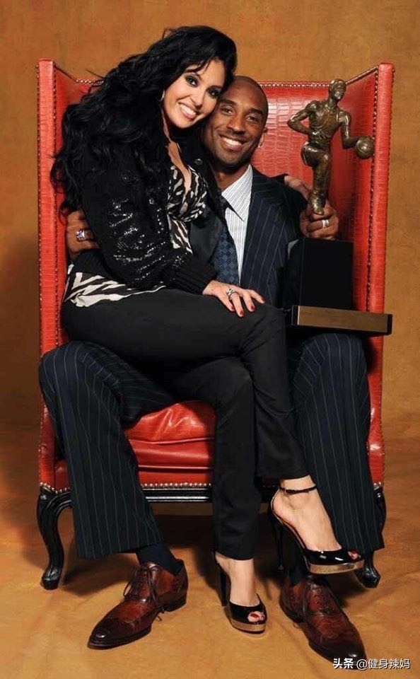 有一种爱情叫瓦妮莎和科比,瓦妮莎对科比深情缅怀