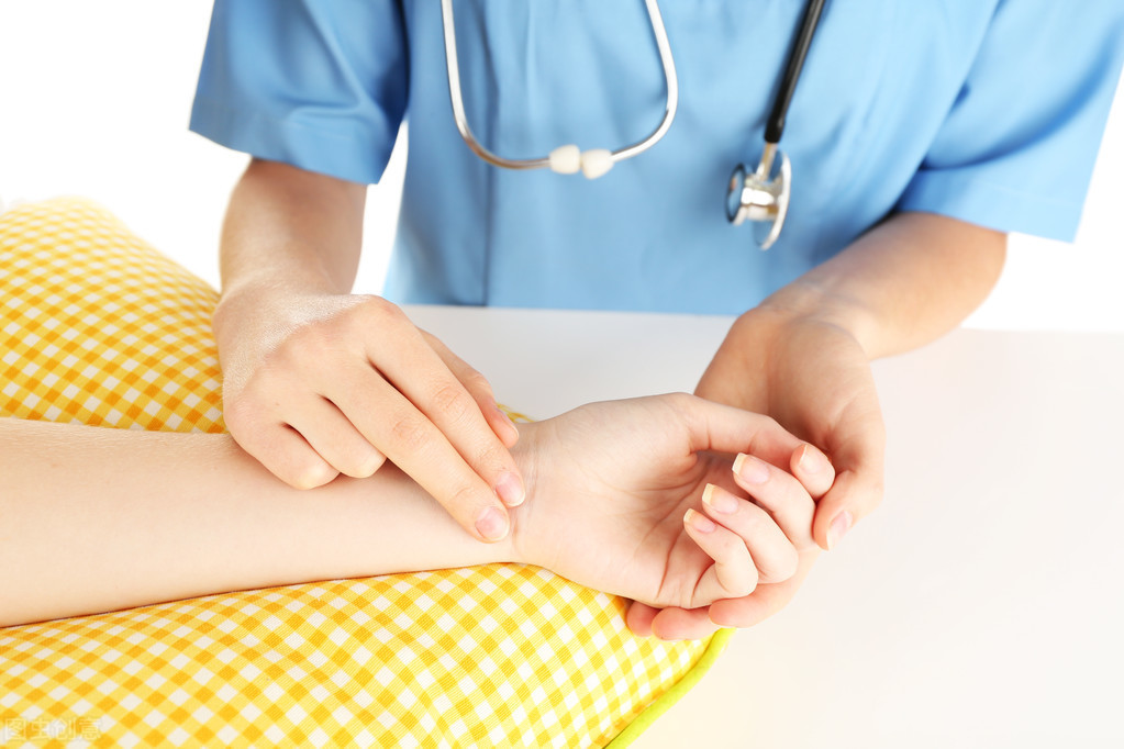 血管堵泡什么水,血管很粗摸起来硬硬的