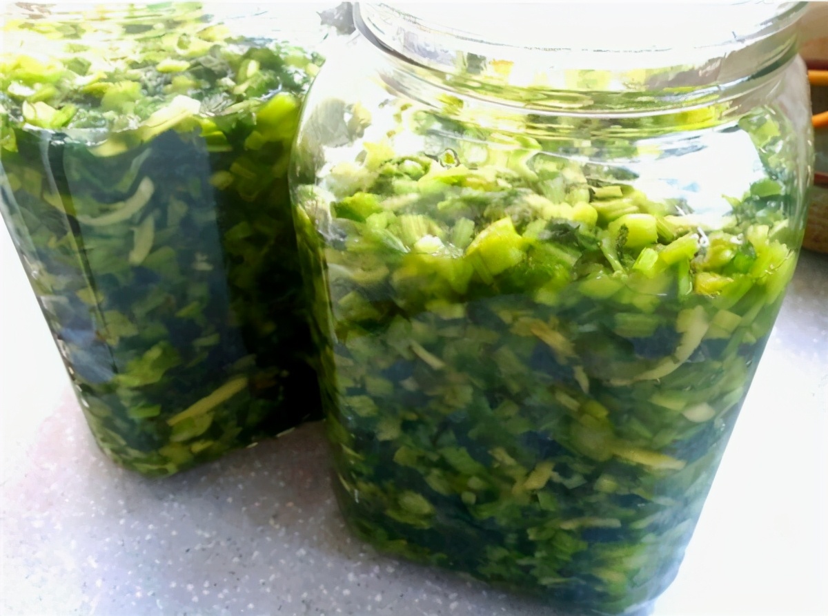 蔬菜腌制成咸菜还有维生素,腌制菜会让人便秘吗