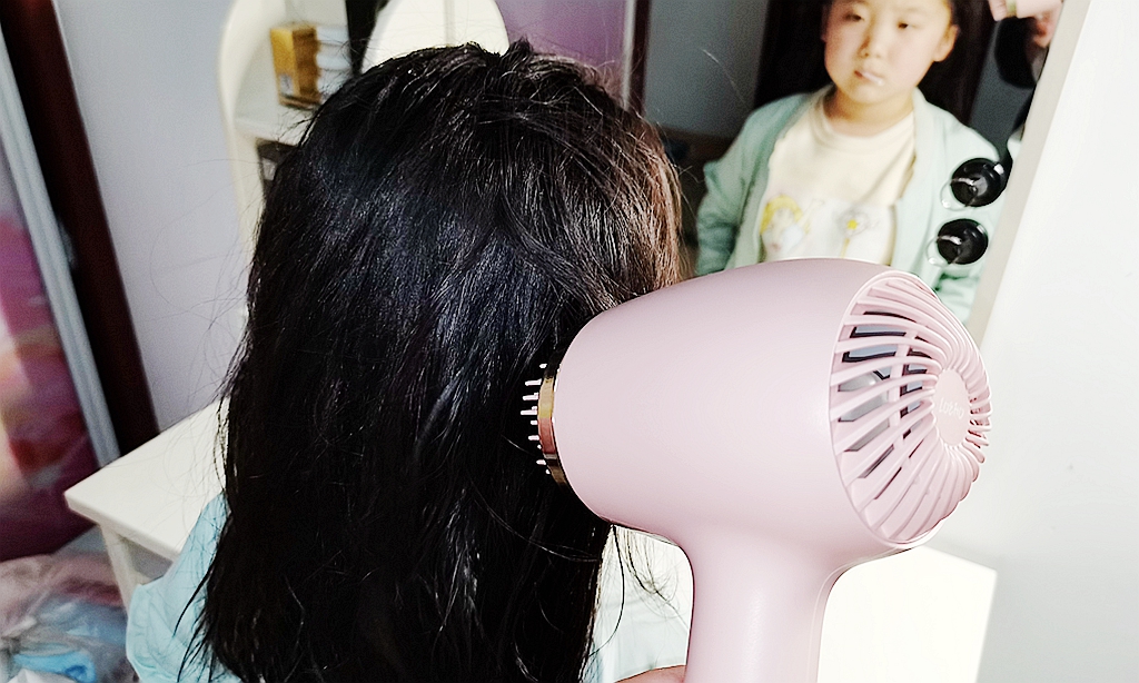 平价好用的负离子吹风梳,负离子吹风梳评测