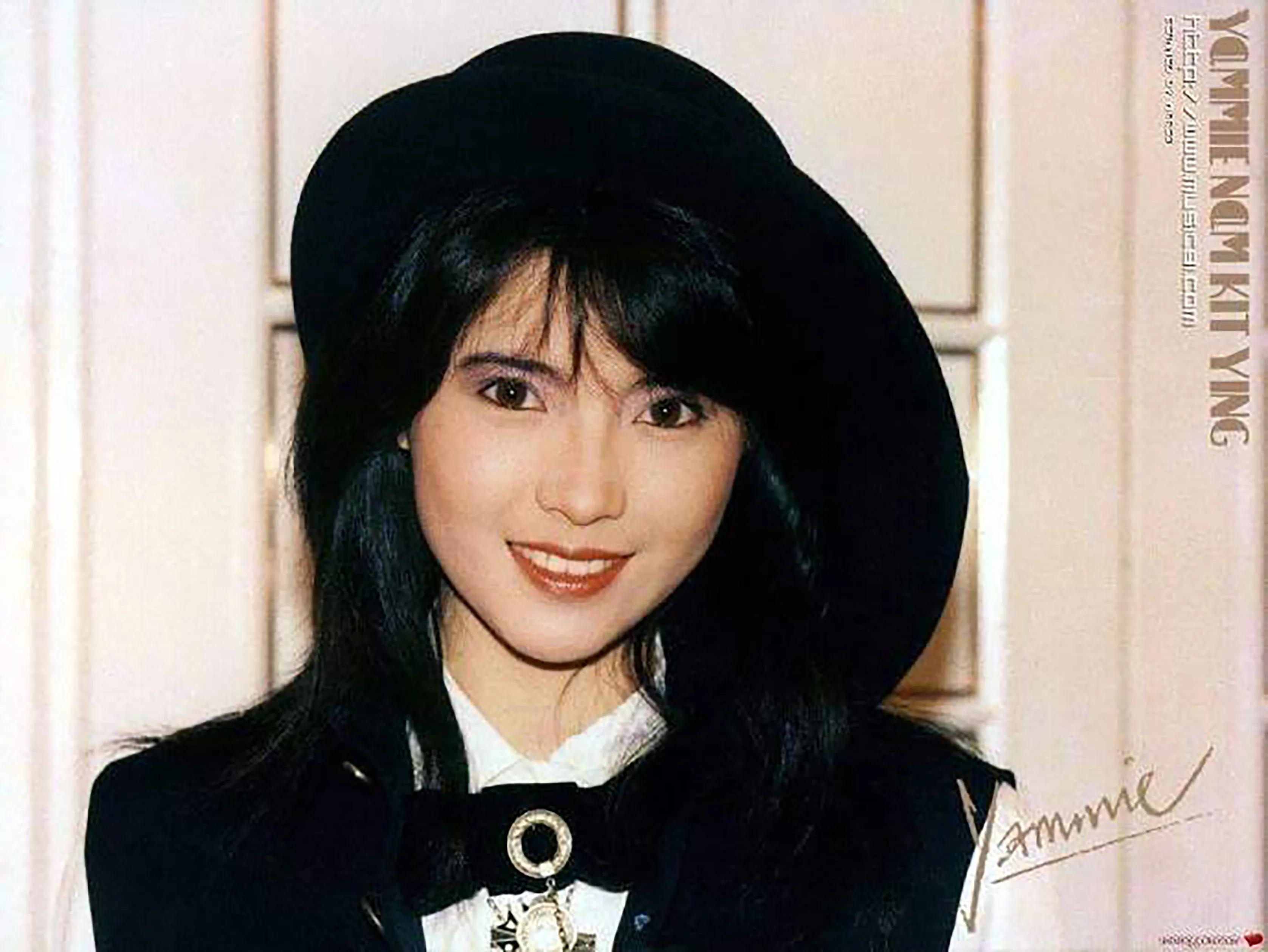 无法重拍的瞬间,梅艳芳周润发张国荣同台颁奖