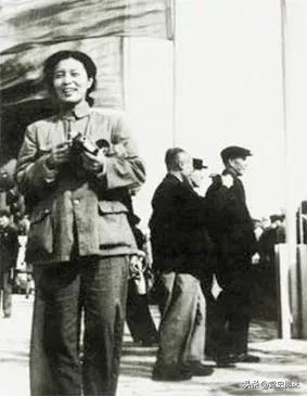 龚澎女外交官,杰出的女外交家龚澎