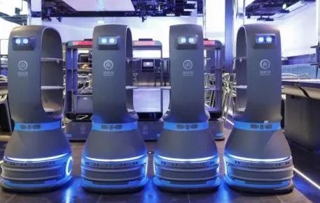 晚餐时间到！餐厅运营、清洁、设计和设计，一站式搞定