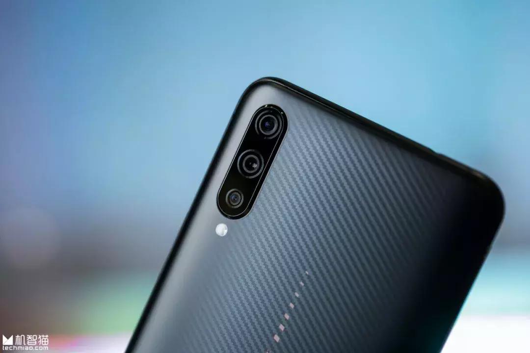 iqoo手机和小米9实际体验,vivoiqoo9和小米12哪个好