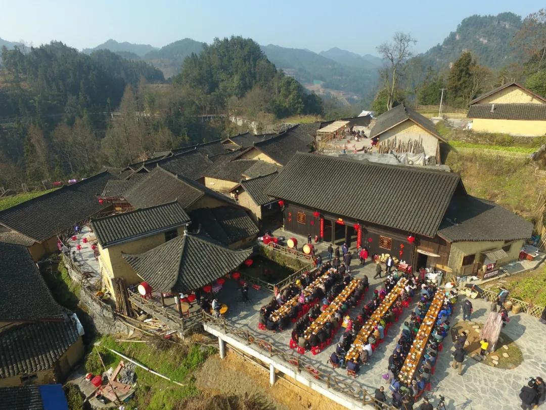 脱贫攻坚彪炳史册,伟大壮举中国脱贫攻坚成就展视频