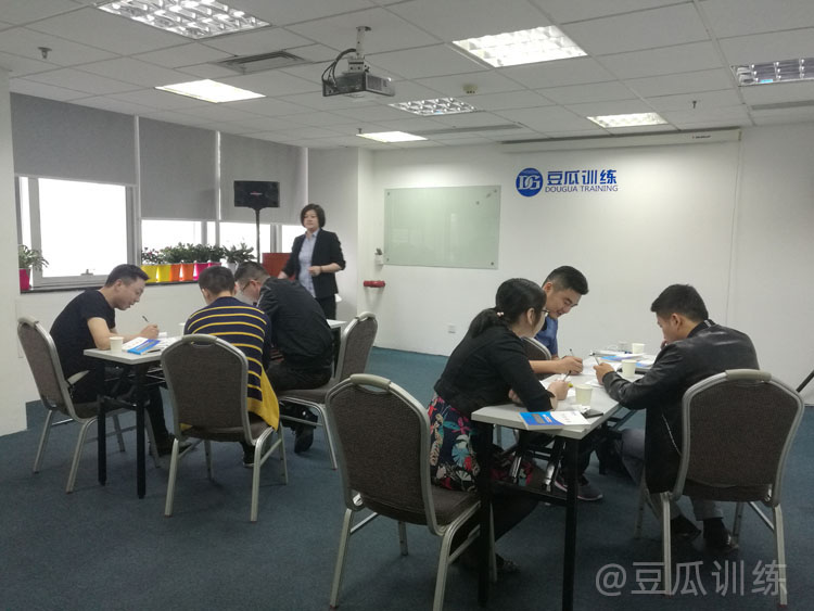 6岁怎样锻炼口才和语言表达能力,锻炼口才和表达能力的视频