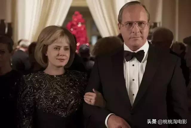 鍚庡ぉ鐢靛奖瑁呭,鍚庡ぉ鐢靛奖涓殑瑁呭