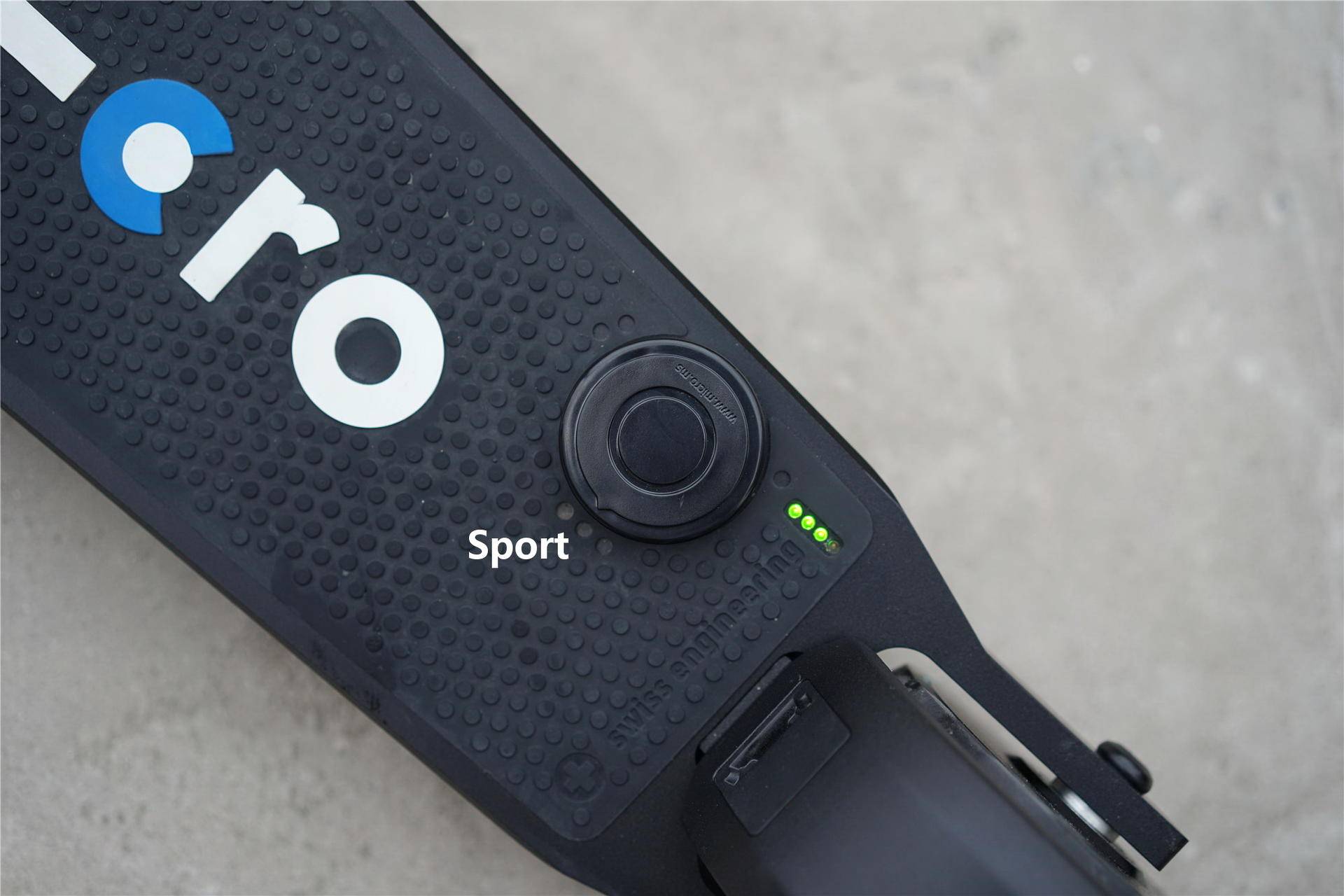 迈古和米高滑板车有什么区别,米高滑板车评测