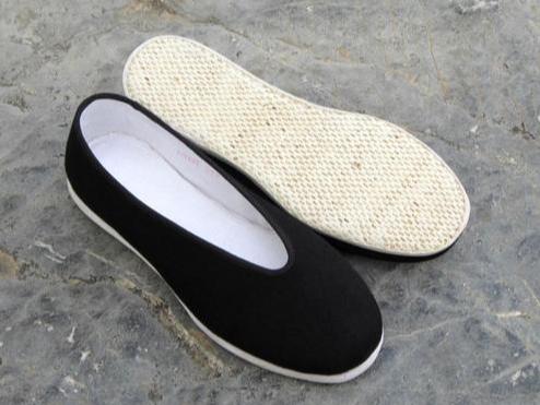 46岁女红军和丈夫相认,女红军与丈夫走失40年后重逢