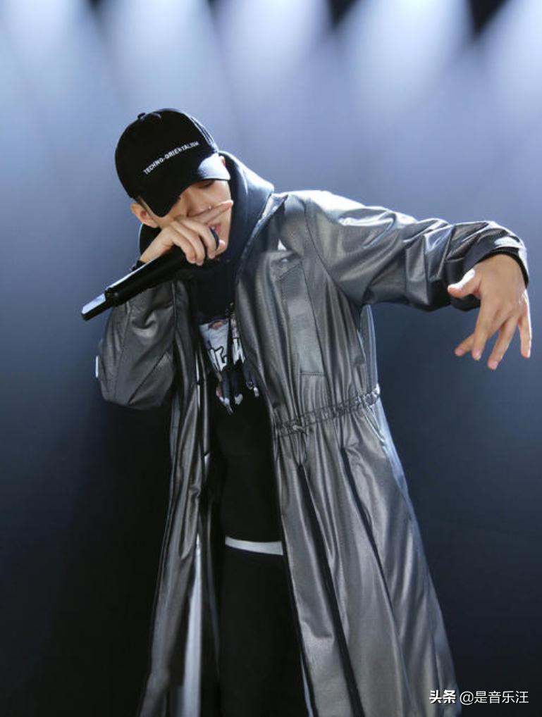 PGONE复出失败，主办方不允许他登台，唱完一首就被骂到退场