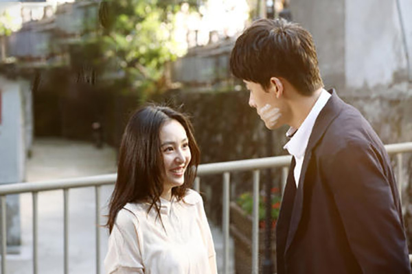 男生怎么做到适度粘人,要怎么对待粘人的男生