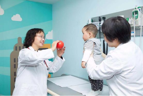 北京和睦家医院资深NICU团队提供一对一护理减少临床问题及后遗症