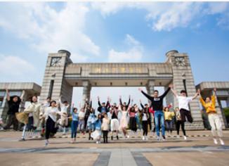 浙江万里学院2019招生政策：投档比1:1无专业级差及单科成绩要求