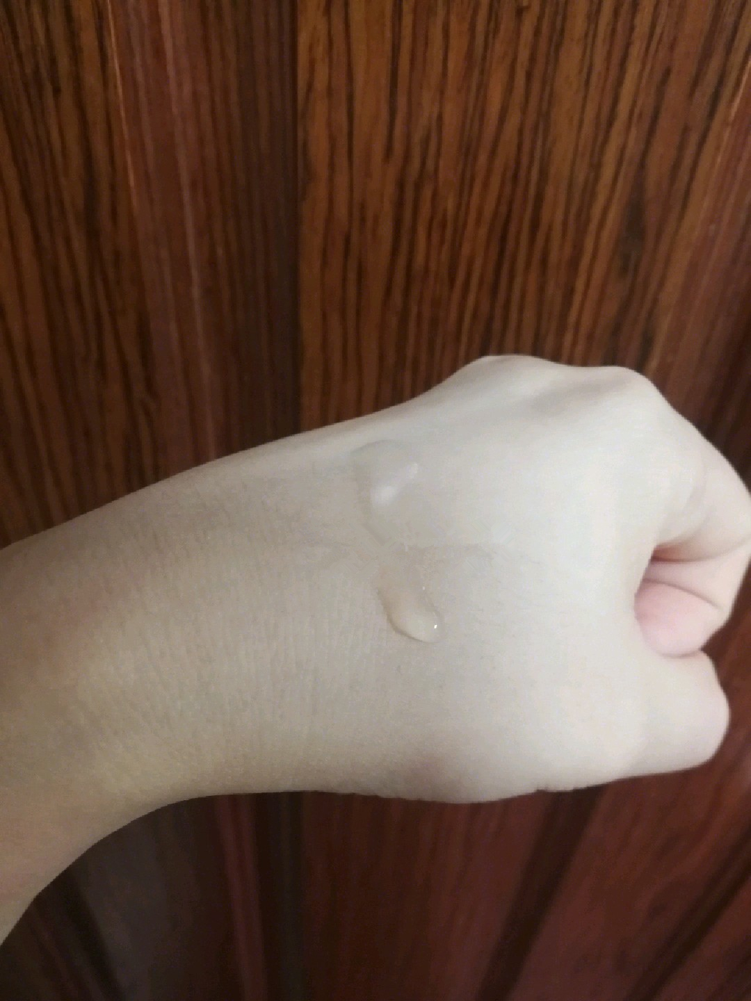 长痘痘的脸怎么拯救下去,长痘痘的肌肤怎么修复