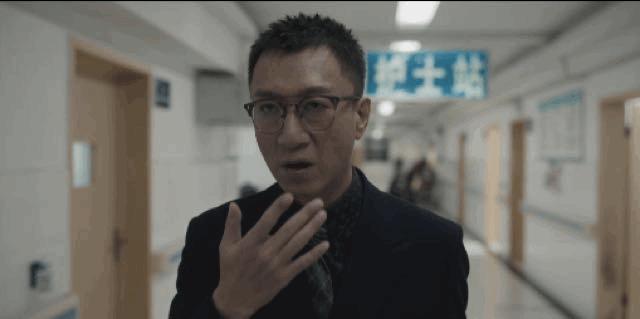 硬核扫黑，一秒上头；华强一笑，生死难料