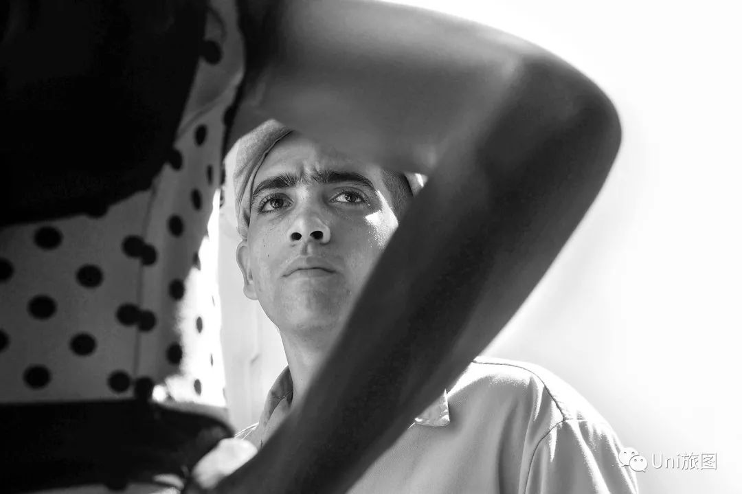 摄影虚焦拍摄技巧,如何在摄影时避免失焦