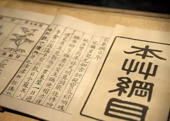 传统说法桃木剑辟邪有何渊源,桃木剑的驱邪用法