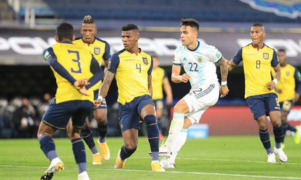 阿根廷球队磨合生疏，节奏脱节，但好在已经找到11号继承人