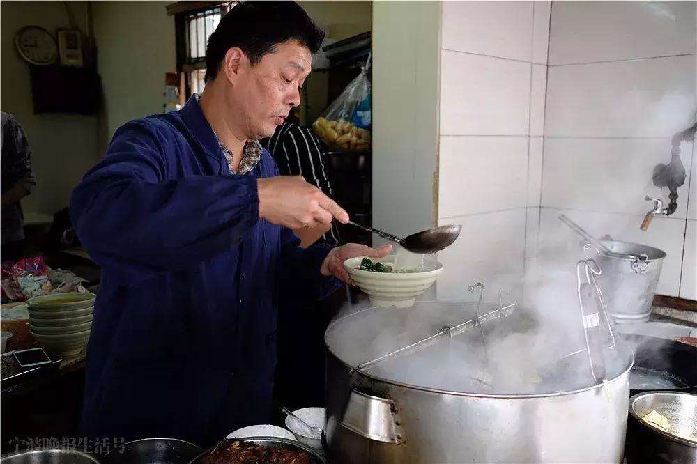 海小、曙光中学、二中……宁波这5所学校边上的老底子早餐，很多人毕业了还念念不忘……