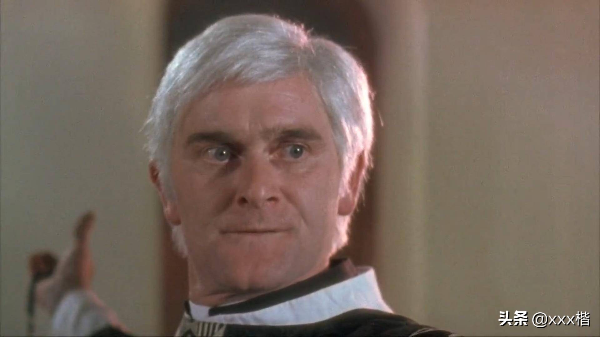 聊聊老电影，1992年的《群尸玩过界》