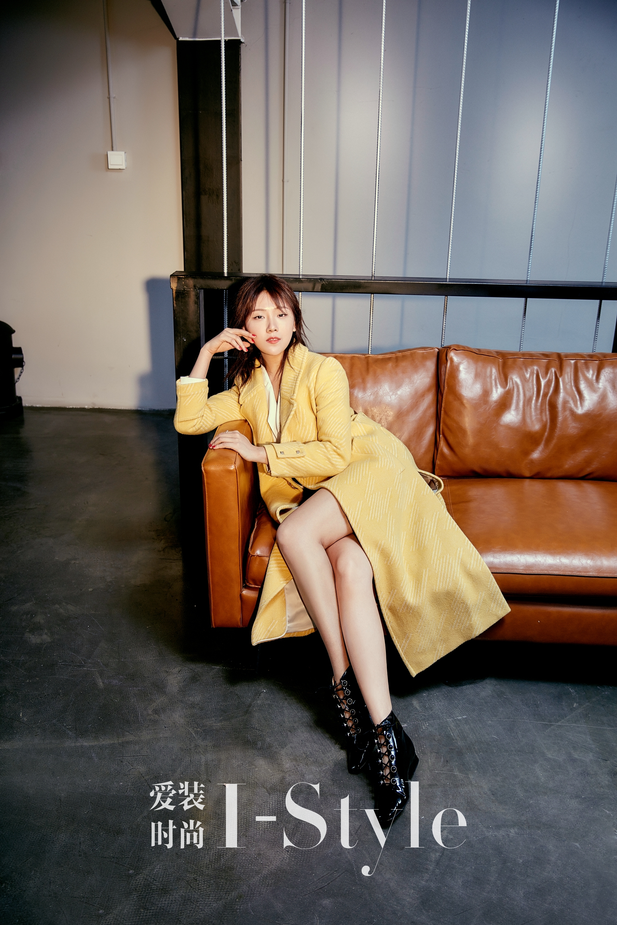 文艺女青年菅纫姿 (菅纫姿淡雅如菊让人好生喜欢)