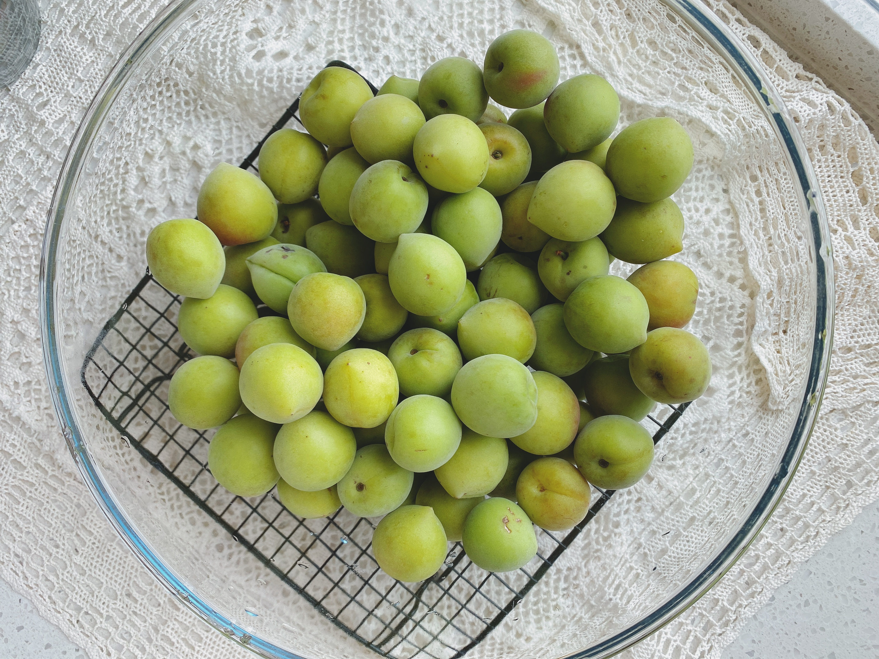 青梅酒最好选什么白酒,青梅酒喝起来口感和白酒一样