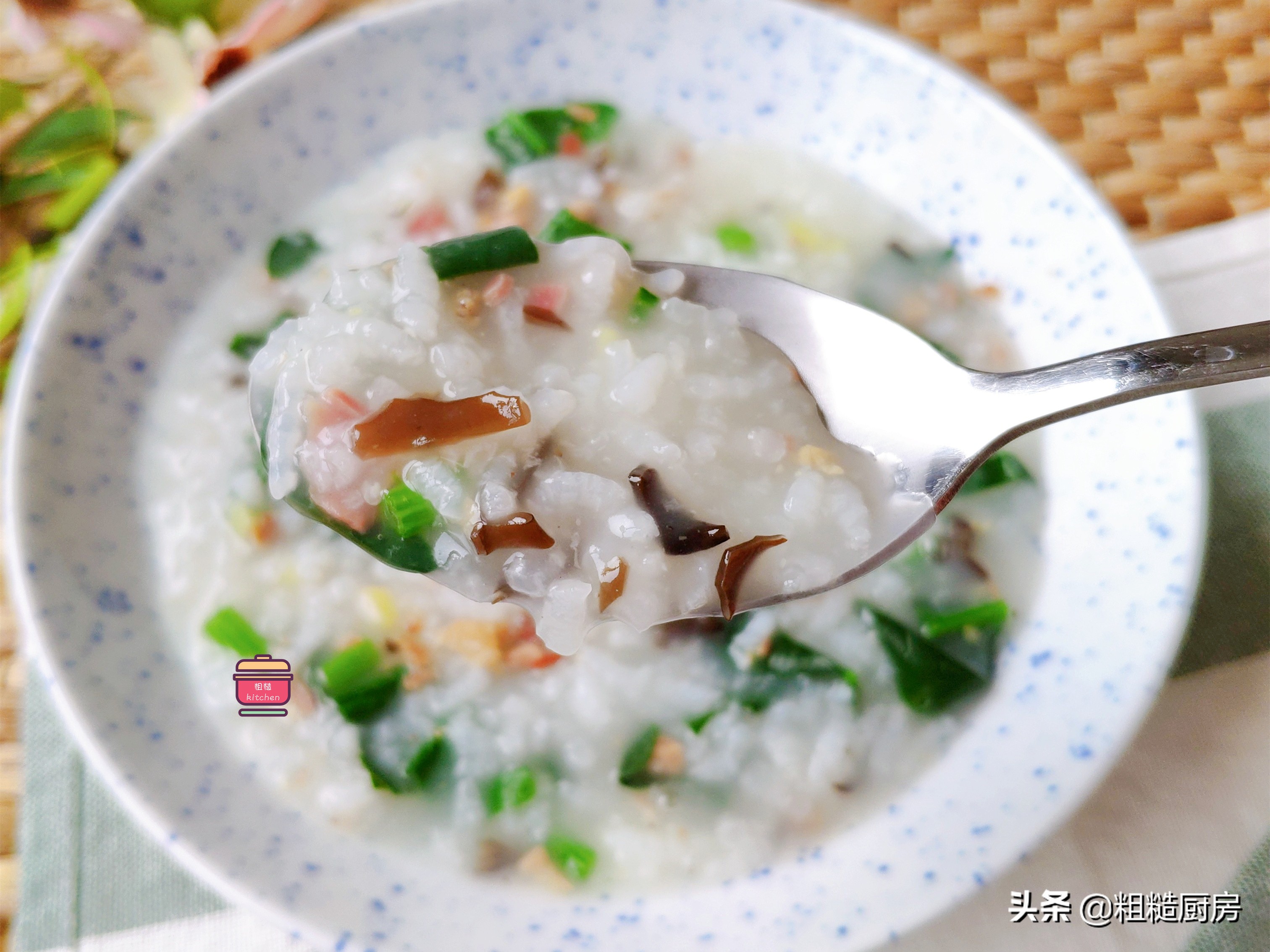 入秋必喝的八种不重样的营养汤,秋季早餐最养人的有哪几款养生粥