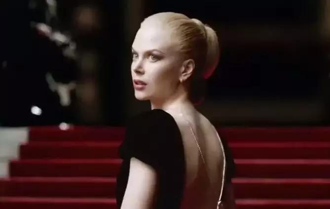 在爱情面前我们都是赌徒,用蔚蓝香水为啥是渣男