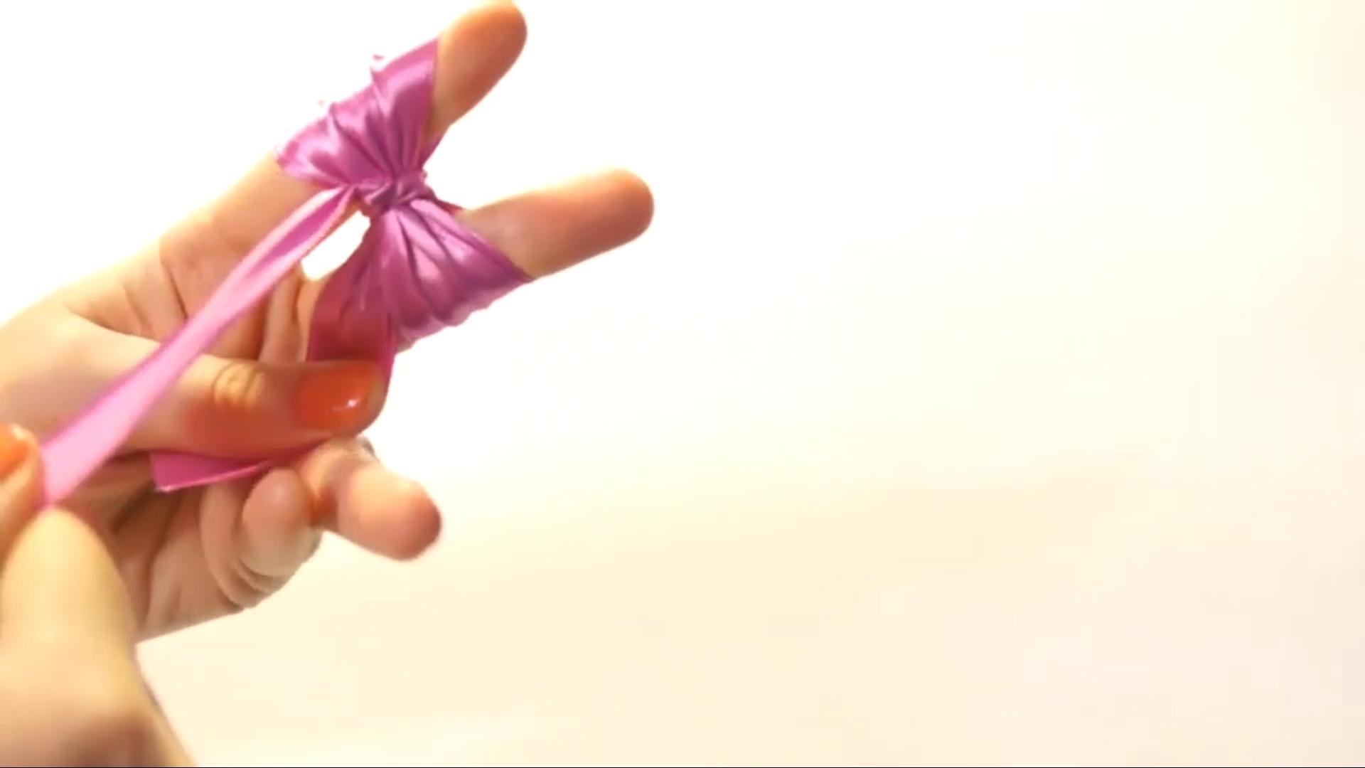 蝴蝶结教程手工打法,手工简单的蝴蝶结打法慢动作视频