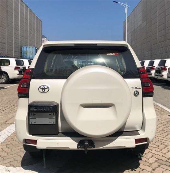 丰田霸道中东版40002019款高配,中东版2016款丰田霸道4000vxr