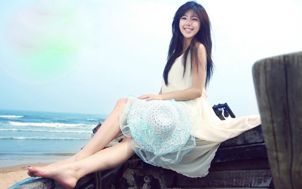 宅男女神的电影，除了秀身材、大长腿和大尺度，就再也没有看点了