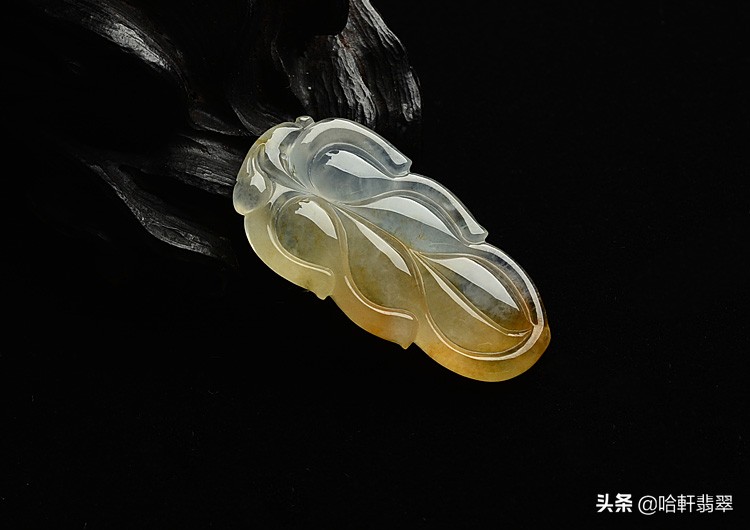 黄翡和翡黄哪个价值高,黄翡和绿翡哪个价值高