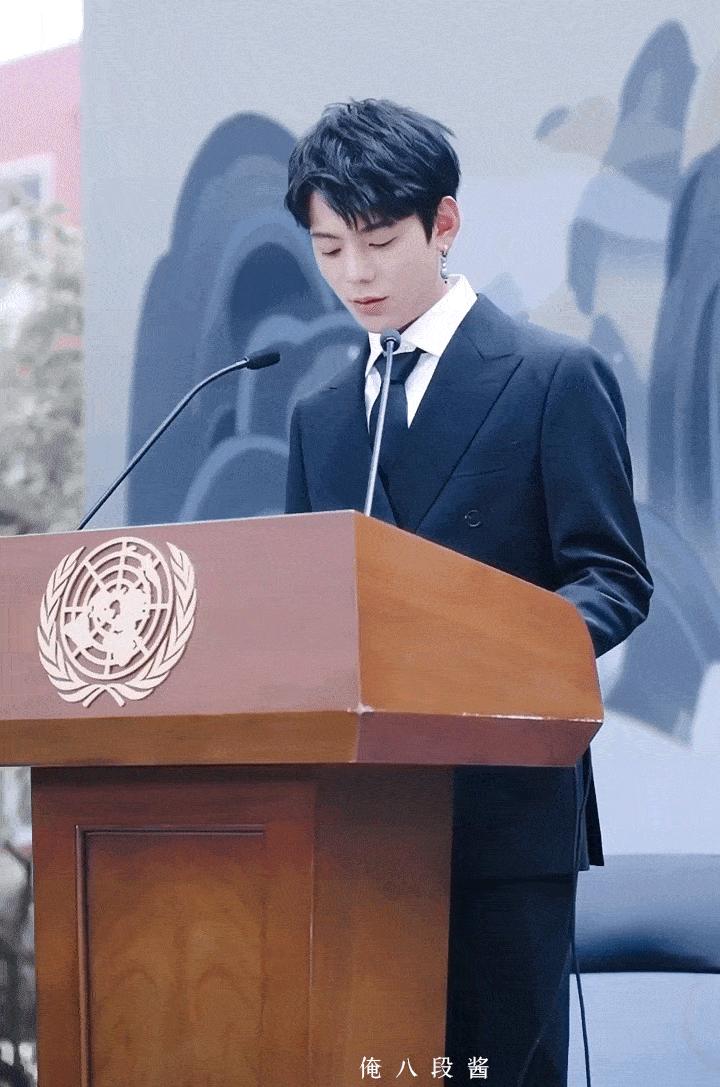 丁真综艺最新消息,丁真综艺首秀上演大型圈粉现场