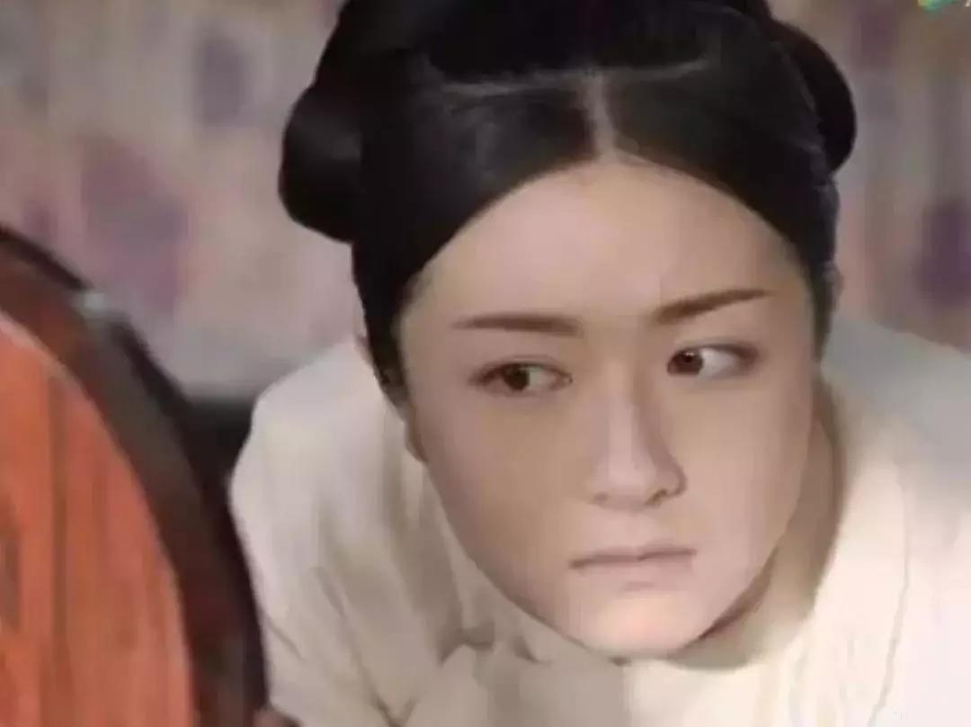 脸大的女生适合什么发型比较酷,脸大的女生适合什么发型自己弄