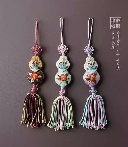 小学生中国结的编法图解,中国结蝴蝶挂件的编法图解