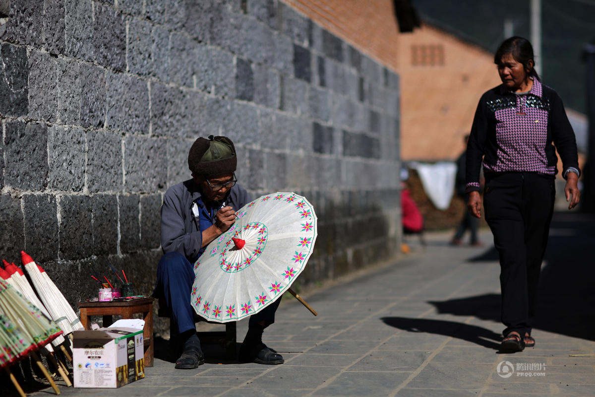油纸伞最后一个手艺人,油纸伞有名的制作匠人
