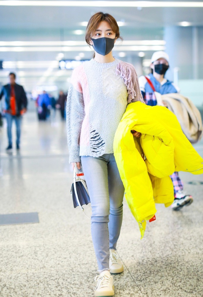 PORTS宝姿女装有何魅力，让江疏影、秦岚、何穗等女星纷纷上身？