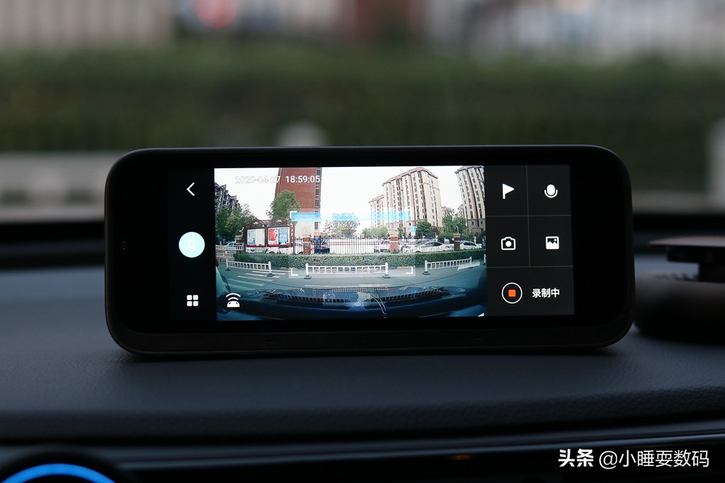 小米70迈智能行车助手套装,小米70迈行车助手拆机